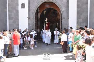 La procesión de La Burrita toma San Juan después de dos años de suspensión por la pandemia/Francisco Javier Santana y Antonio Alí.